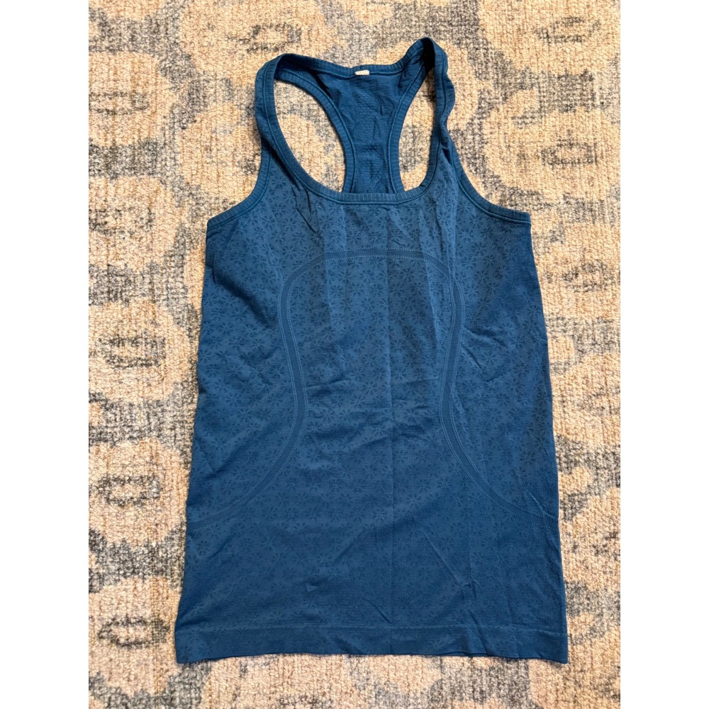 Lululemon Swiftly Tech Racerback Tank Size 6 Excellent Condition